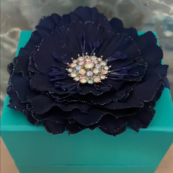 Tieks by Gavrieli Teal Box with Navy Flower - Picture 2 of 5
